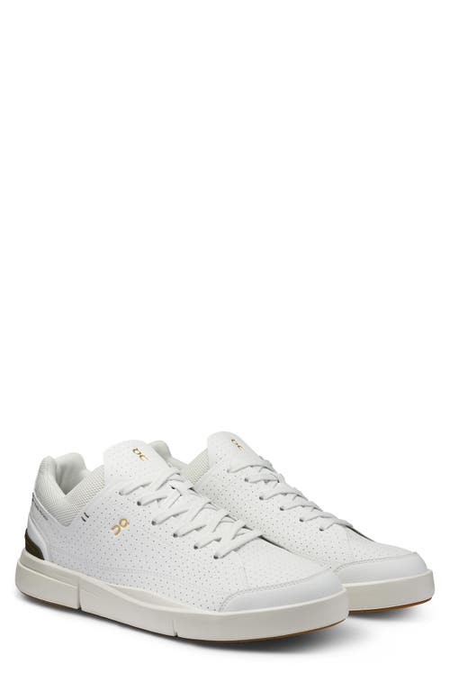 On THE ROGER Centre Court Tennis Sneaker - Men in White  display picture 3