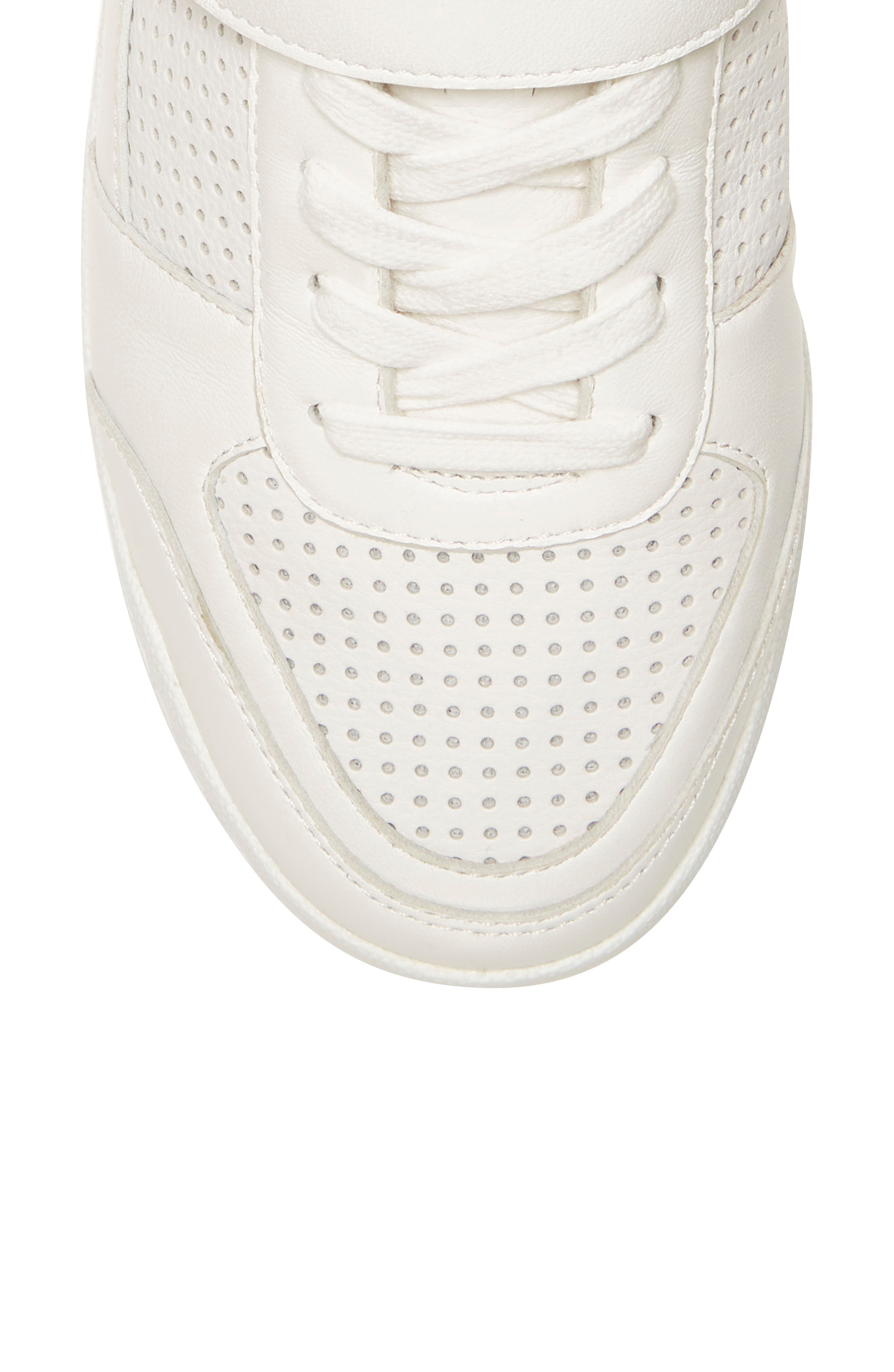 vince camuto athletic shoes