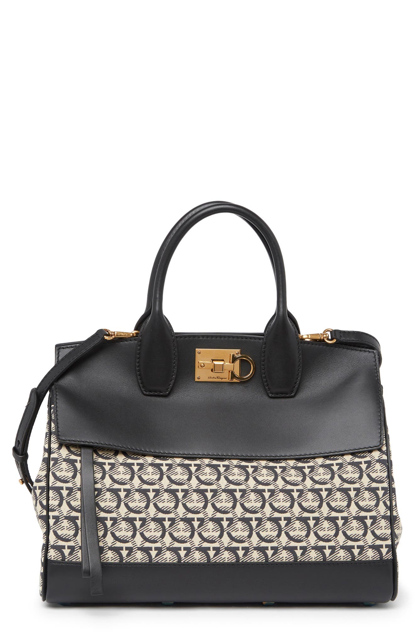 ferragamo ladies bags