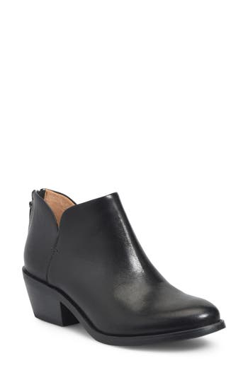 Söfft Angelica Womens Leather Almond Toe Shooties In Black