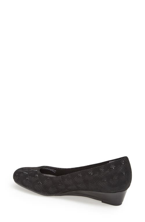 Trotters 'Lauren' Pump Black 3D at Nordstrom,