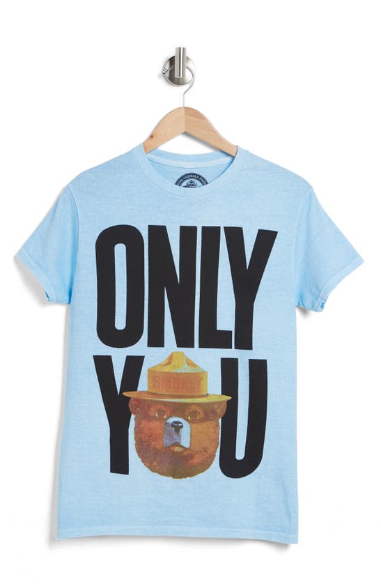 Philcos Smokey The Bear Cotton Graphic T-shirt In Light Blue Pigment