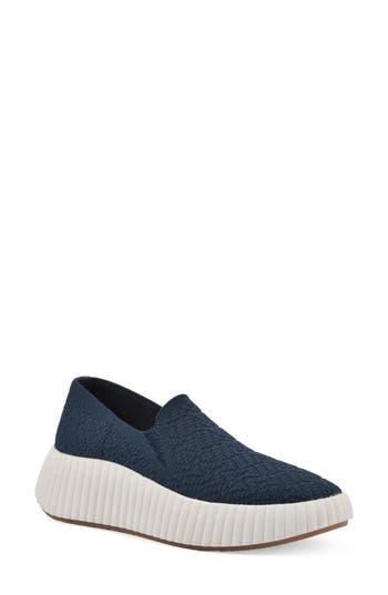 Cliffs By White Mountain Daylight Wedge Knit Sneaker In Navy Fabric