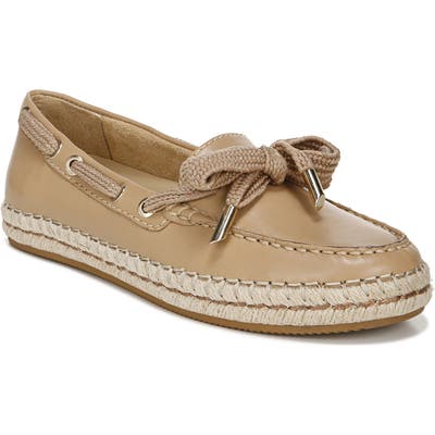Naturalizer Annabeth Flat