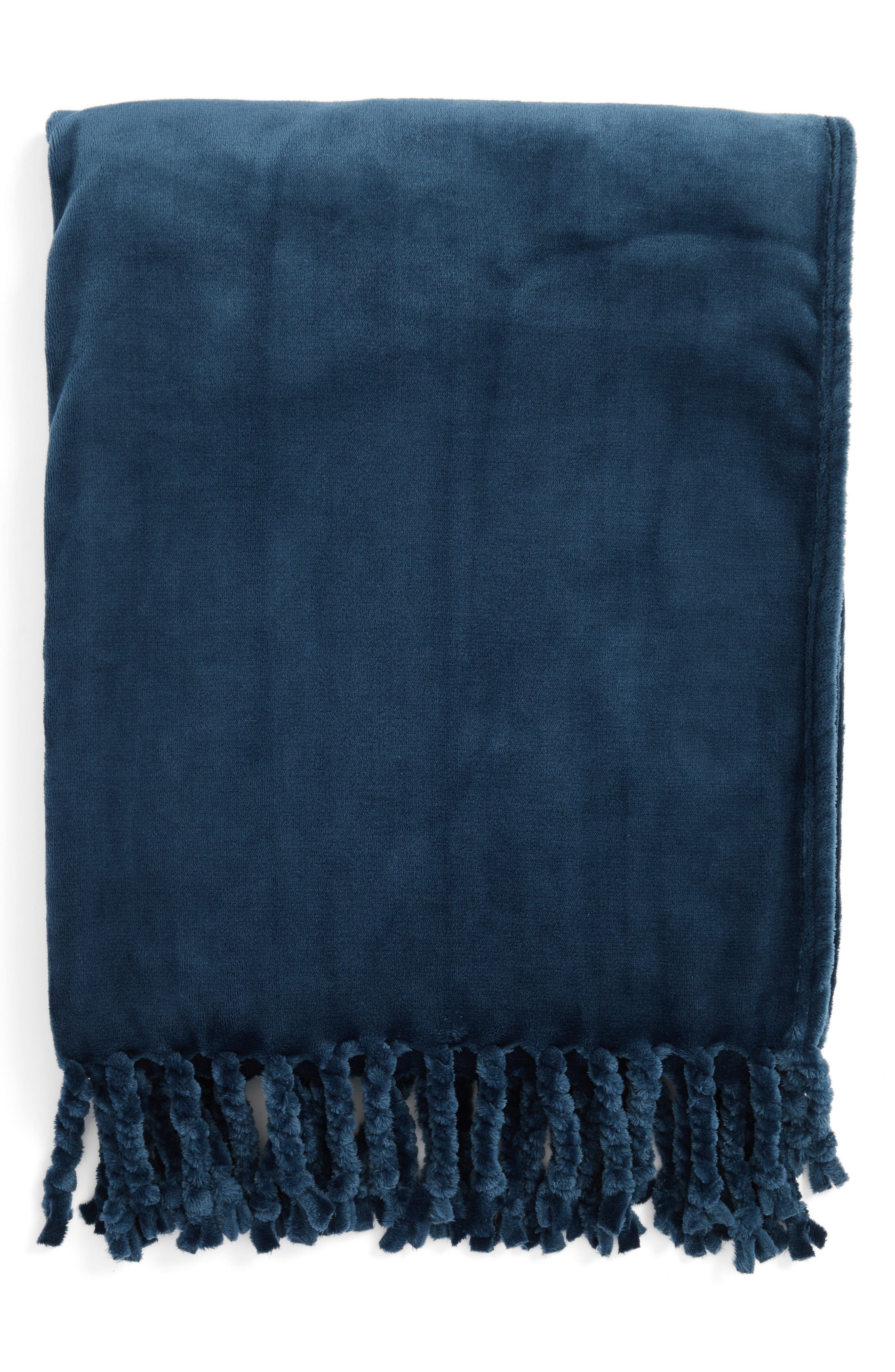NORDSTROM AT HOME,
                            Kennebunk Bliss Plush Throw,
                            Main thumbnail 214, color,
                            406