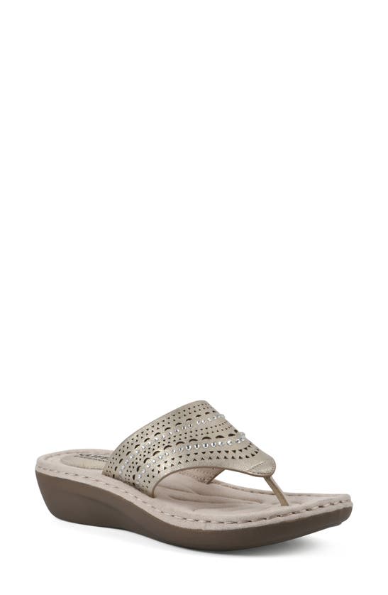 Cliffs By White Mountain Candyce Wedge Sandal In Gold/ Metallic