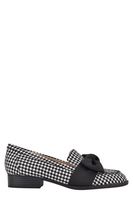 Shop Bandolino Bow Loafer In Black Patent - Blmll