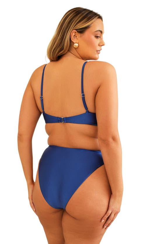 Dippin Daisys Zen Top In Marina Shimmer