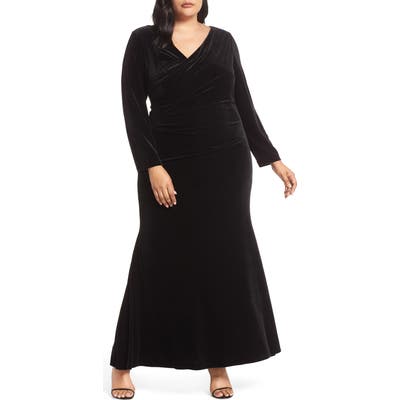 Plus Size Vince Camuto Side Ruched Gown, Black