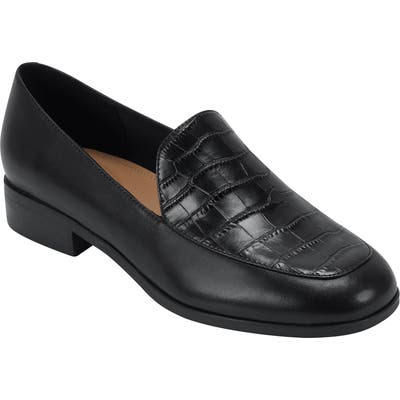 Evolve Pip Apron Toe Loafer Flat, Black