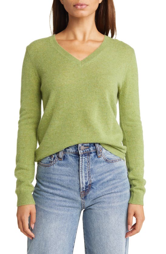 Nordstrom Cashmere Essential V-neck Sweater In Olive Epsom