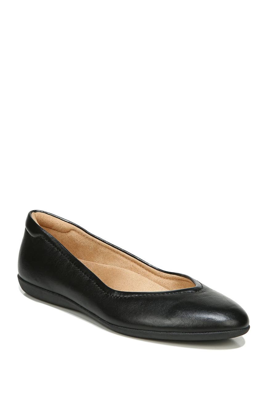 naturalizer women's vivienne ballet flat