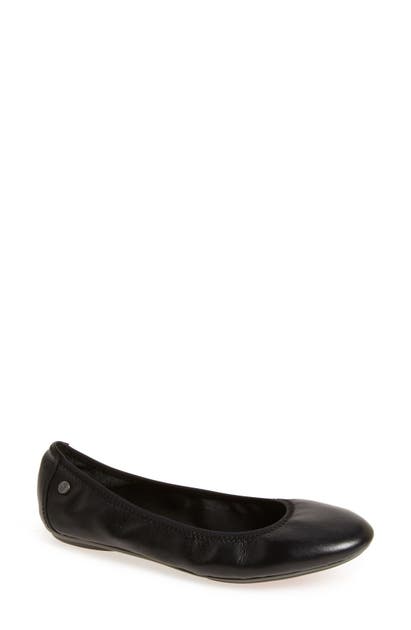 Hush Puppies Leathers 'CHASTE' BALLET FLAT