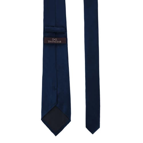 Trafalgar Men's Sutton Solid Color Silk Necktie In Navy