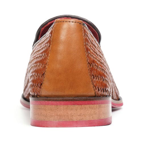 Carlos Santana Gibson Weave Loafer In Tan