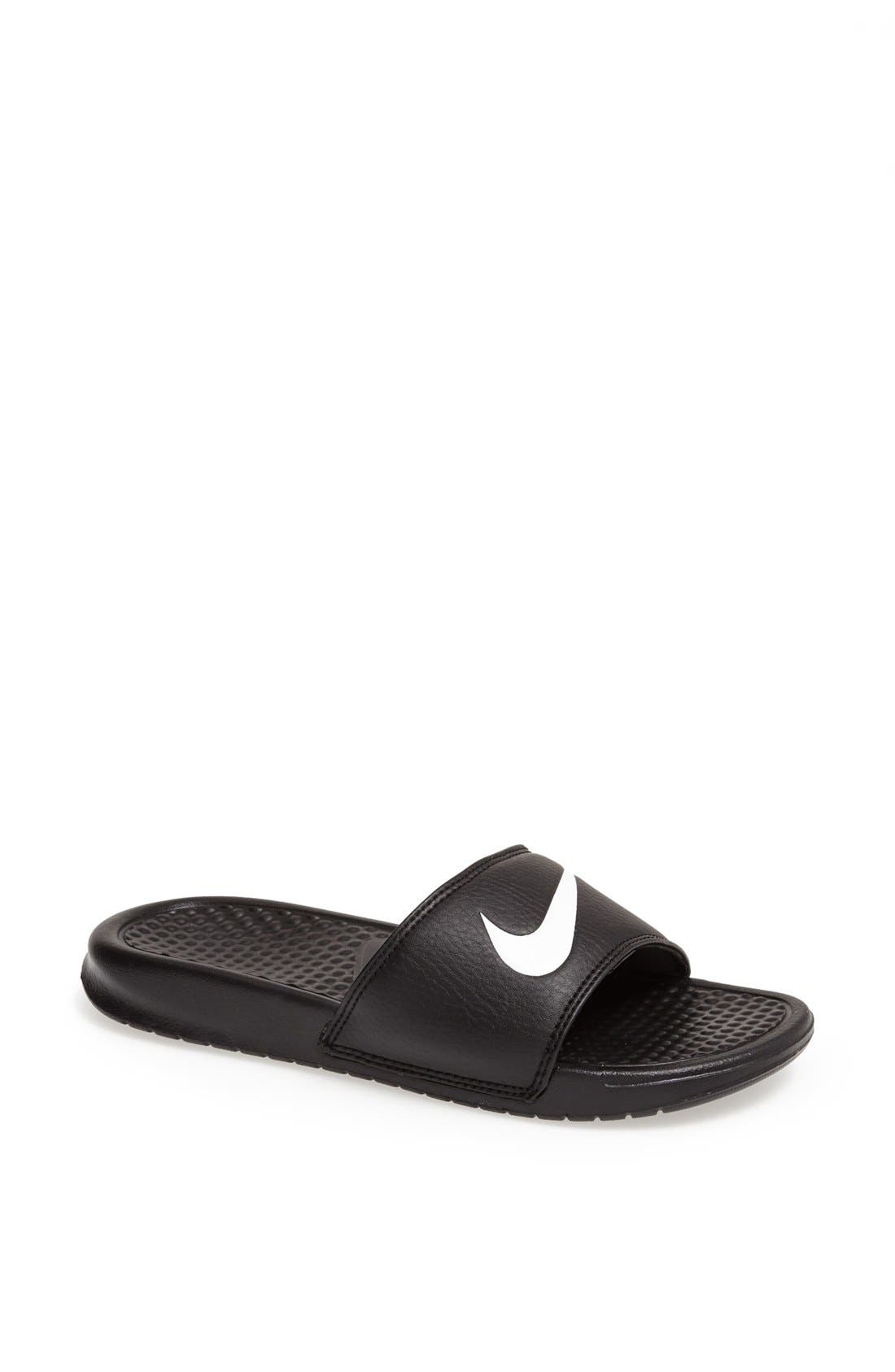 nike benassi sandals