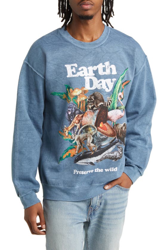 Alpha Collective Earth Day Graphic Crewneck Sweatshirt In White
