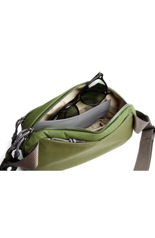Bellroy 1.5l Ranger Green Venture Hip Bag In Ranger Green