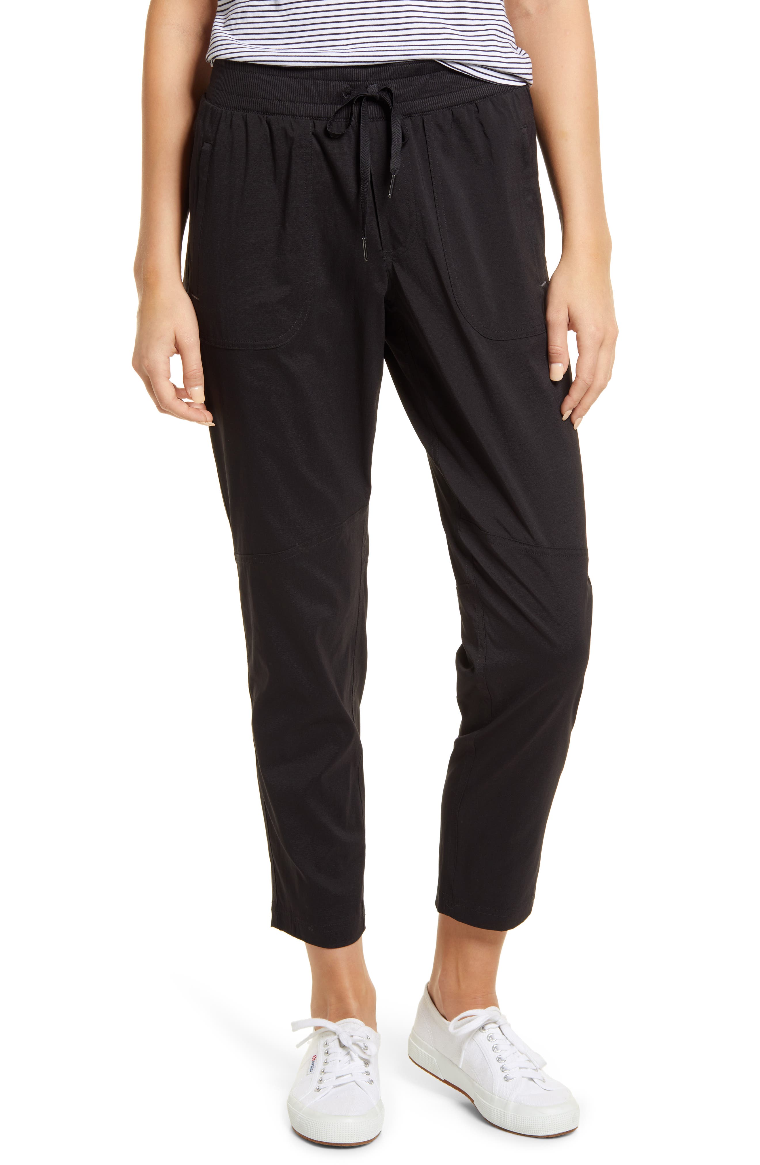 L.L.Bean Vista Slim Leg Camp Pants 