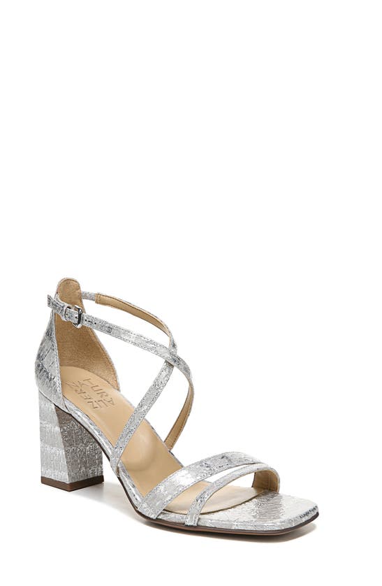 Naturalizer Tiff Block Heel Sandal In Pearl