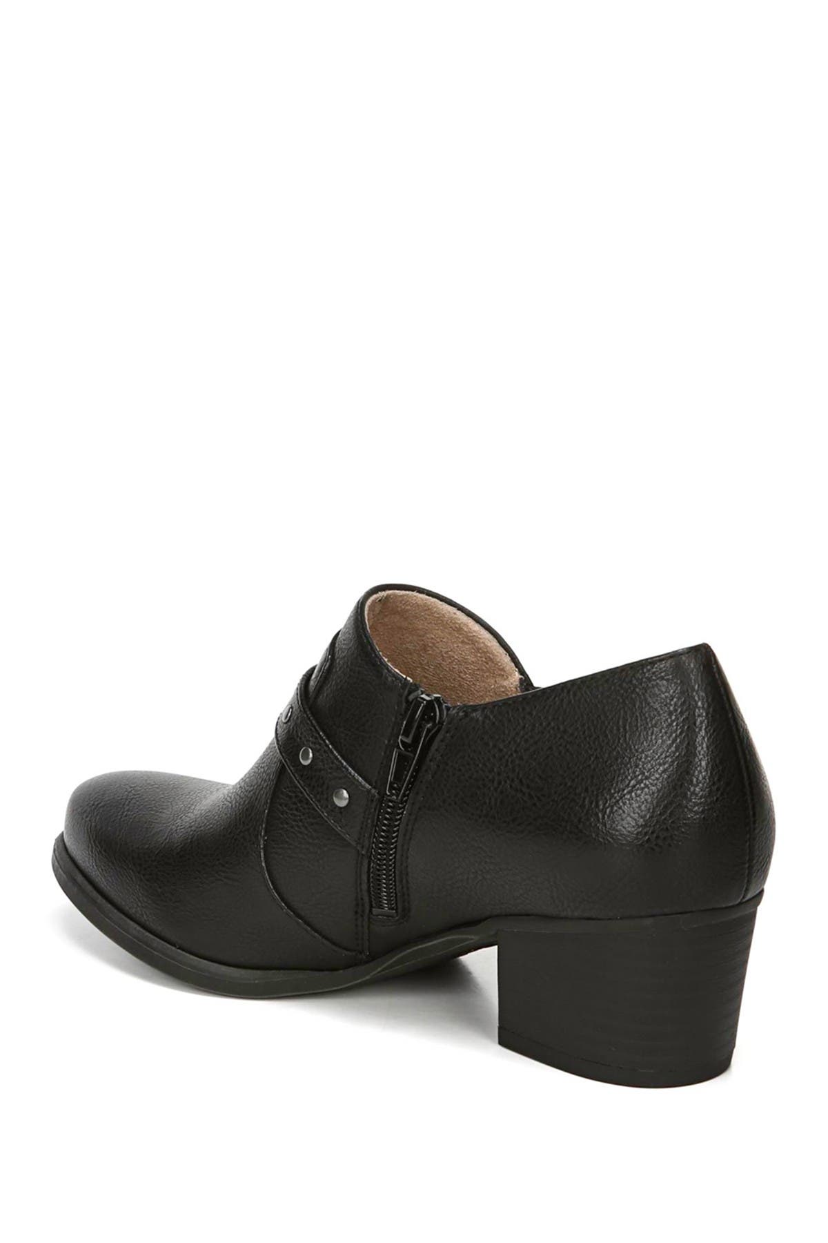 naturalizer ankle boots wide width
