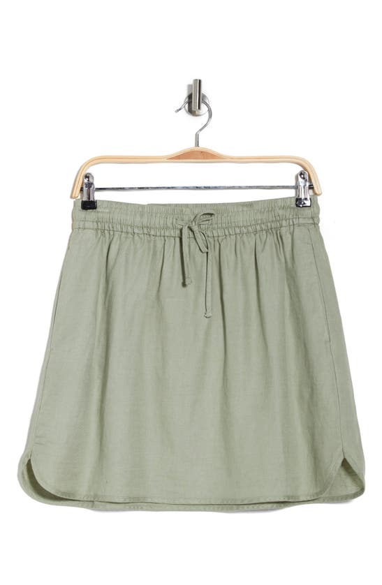 Shop Madewell Curved Hem Linen-blend Miniskirt In Forgotten Landscape