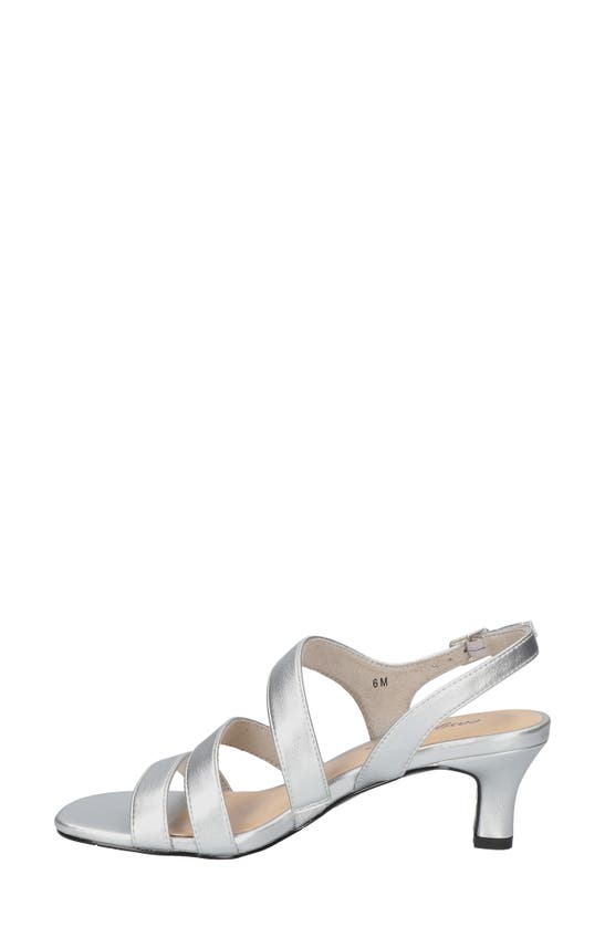 Easy Street Como Strappy Sandal In Silver