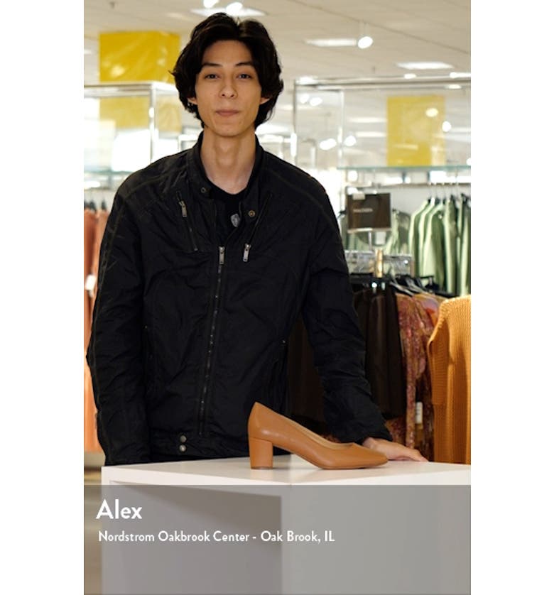 naturalizer karina square toe pump