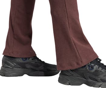 adidas Originals ESSENTIALS FLARED - Leggings - Trousers - shadow