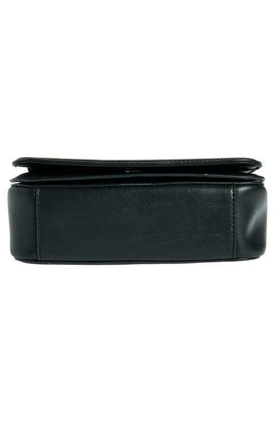Marc Jacobs Messenger Crossbody Bag In Black