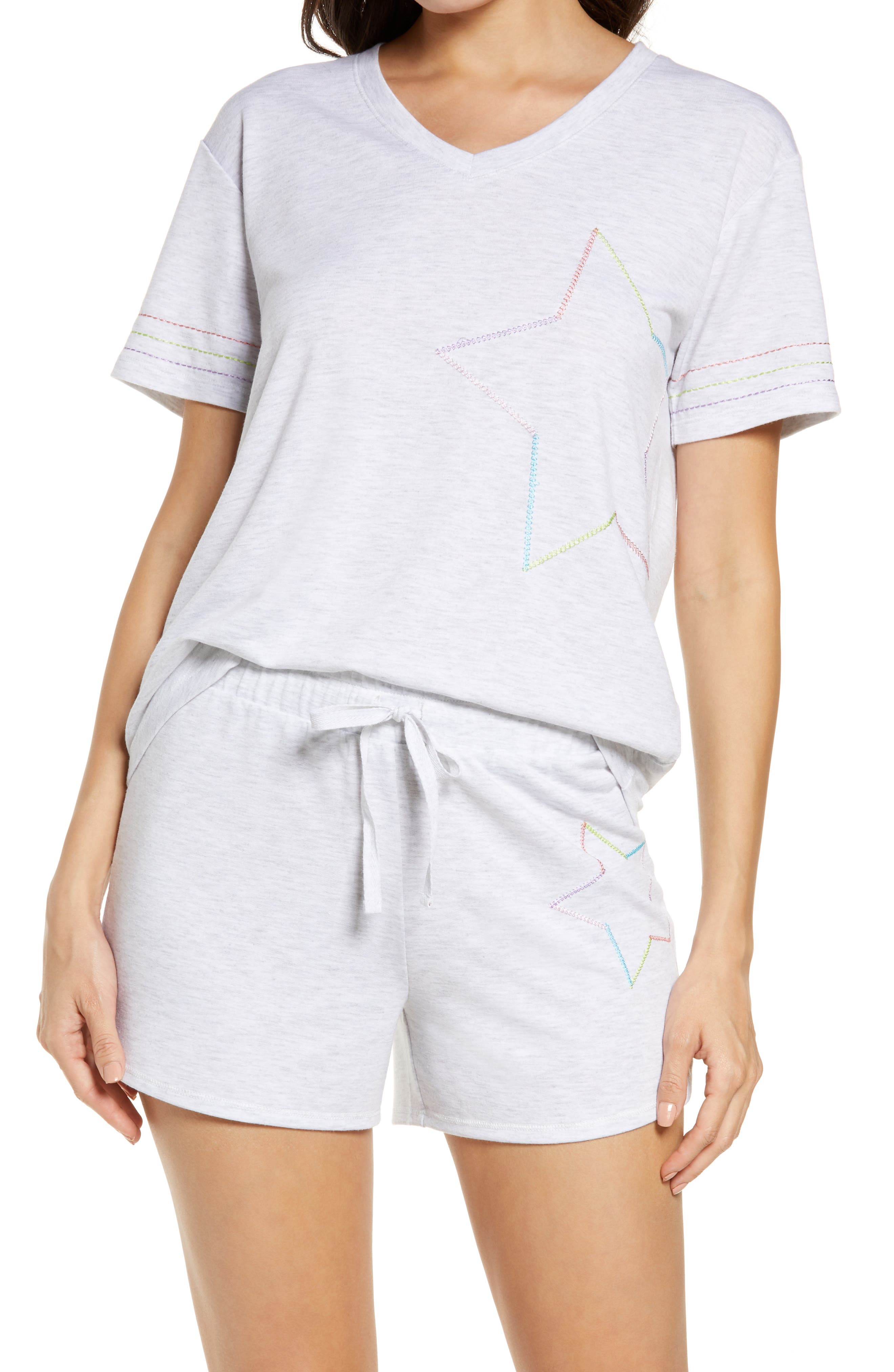 Emerson Road Embroidered Star Short Pajamas in Light Heather Grey at Nordstrom