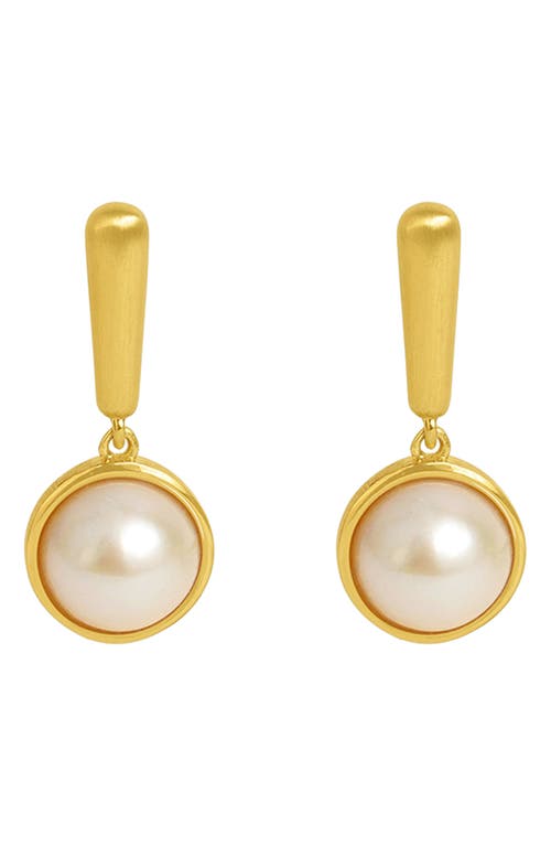 Droplet Cultured Pearl Drop Earrings in Pearl/Gold