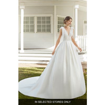 Rosa Clara Caribe Lace Ballgown Wedding Dress, Size IN STORE ONLY - Ivory