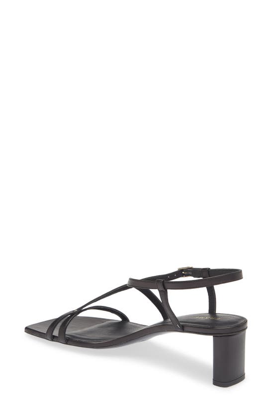 Frame Le Braxton Strappy Sandal In Noir