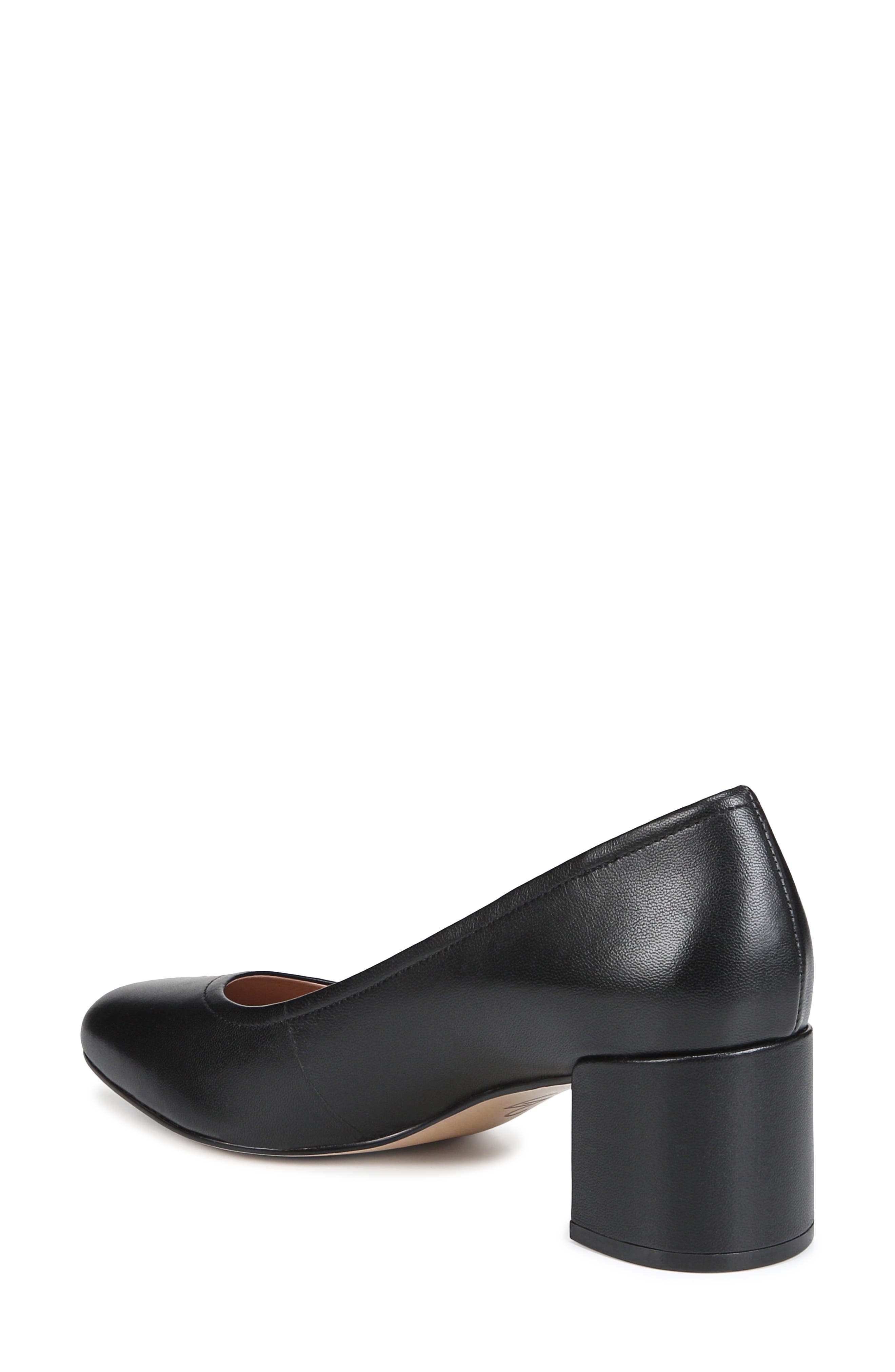 naturalizer carmen block heel pump