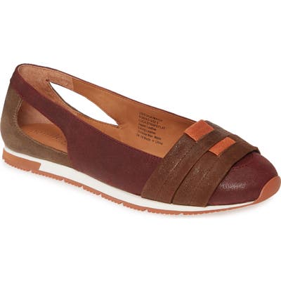 Gentle Souls By Kenneth Cole Luca Flat, Burgundy