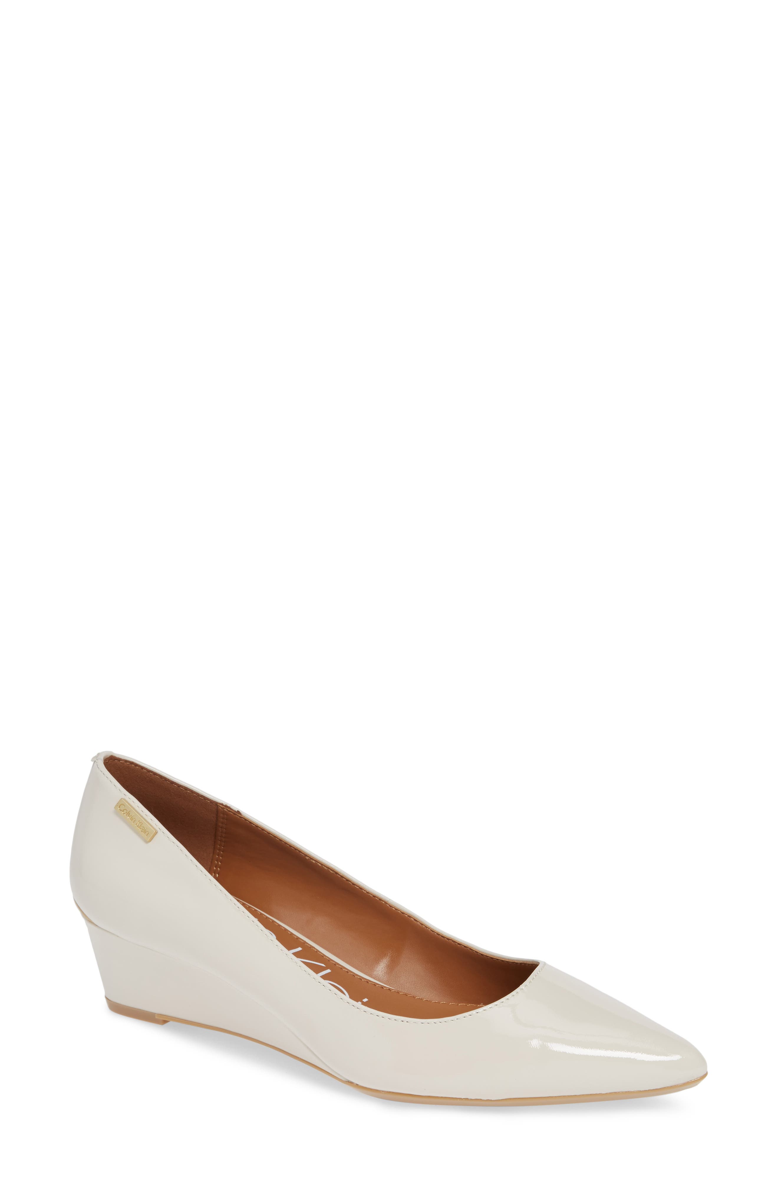 calvin klein women's germina pump