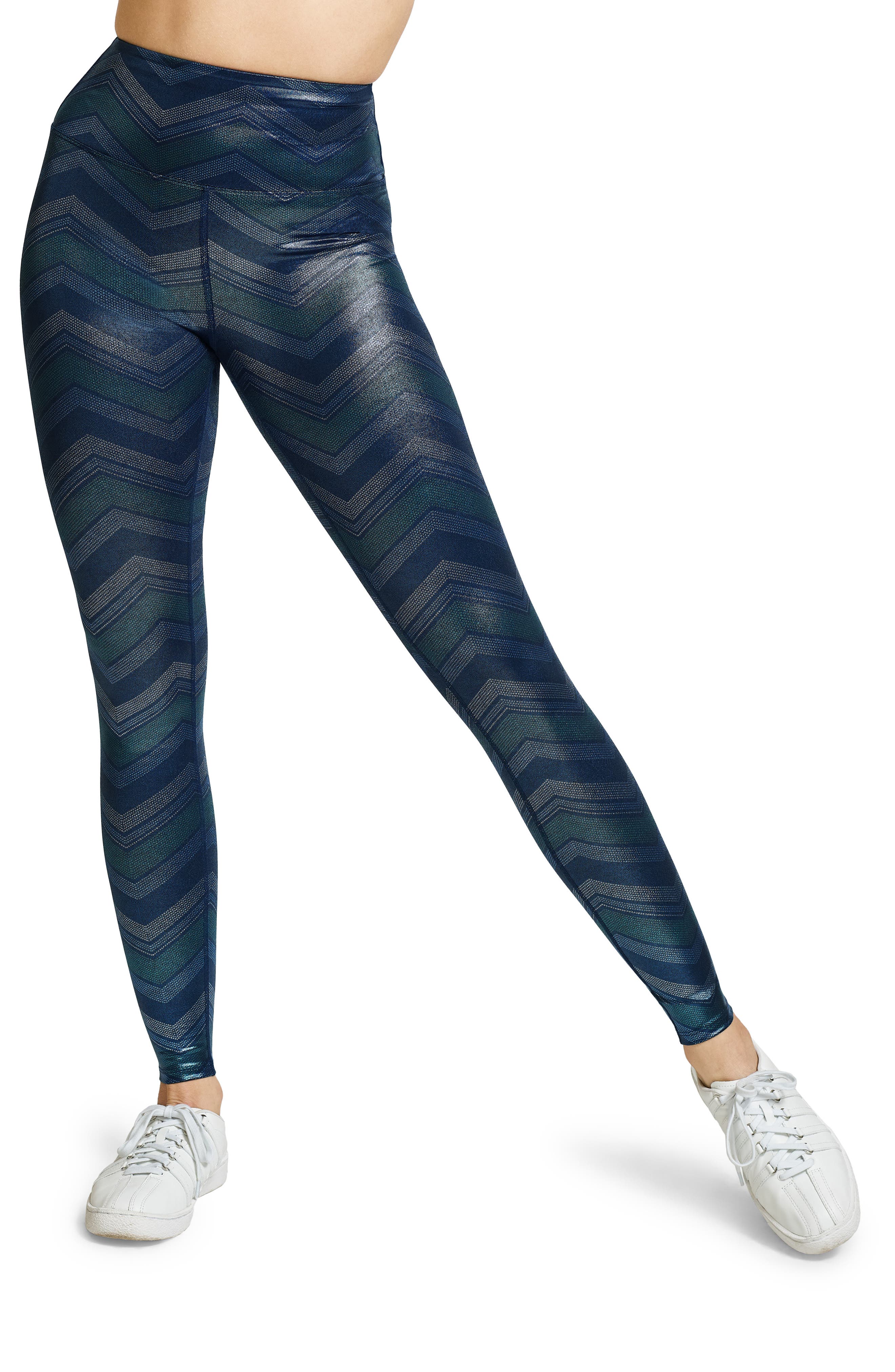 EleVen by Venus Williams Disco Chevron 