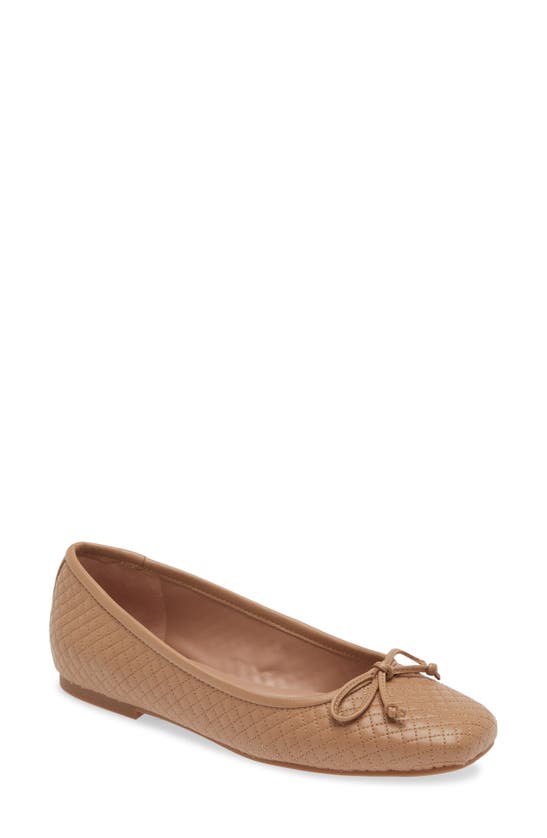 Nordstrom Ashton Quilted Flat In Tan