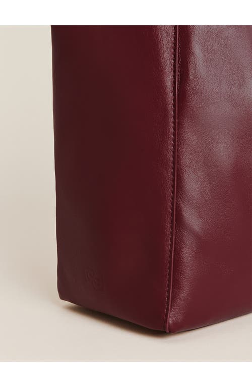 Reformation Medium Vittoria Leather Tote In Cremisi