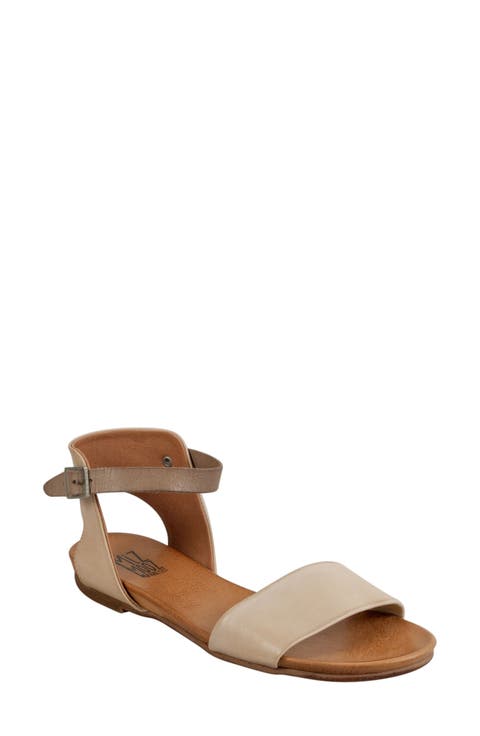 Alanis Flat Sandal (Women)