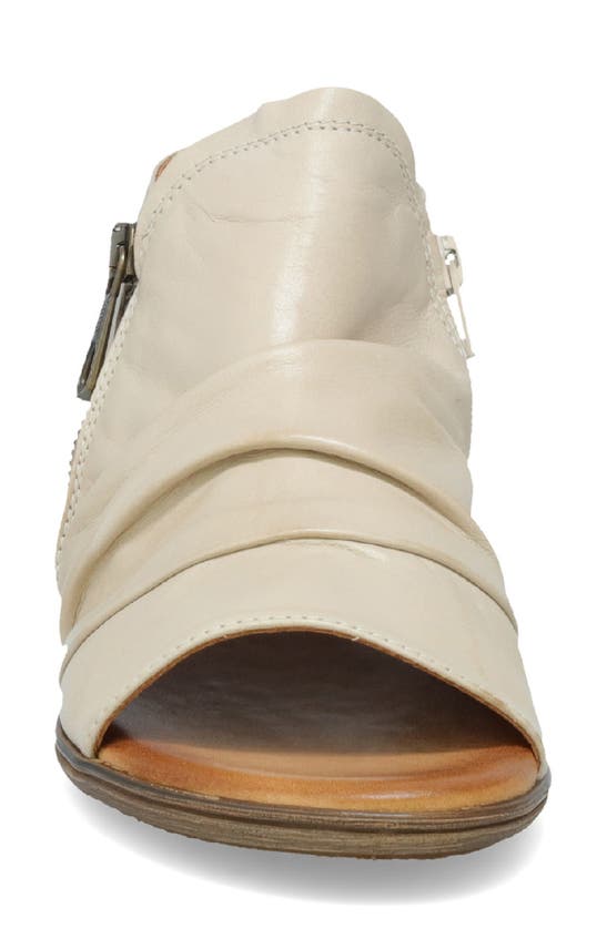 Miz Mooz Dylan Sandal In Cream