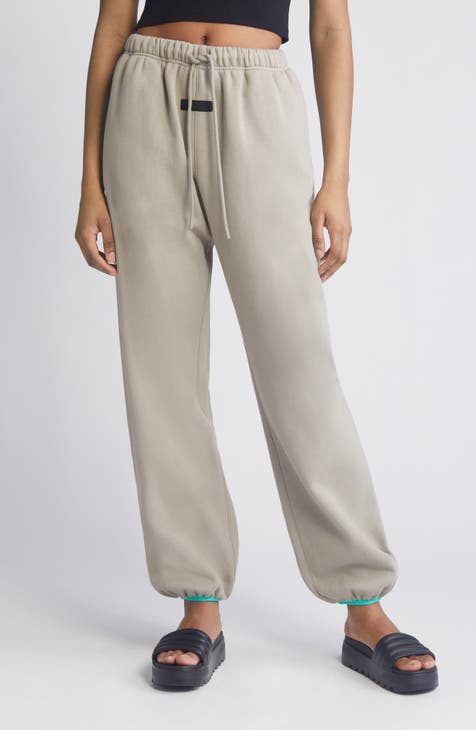Spalding Women's Essential Capri Legging in 2023  Women pants size chart,  Women essentials, Perfect leggings