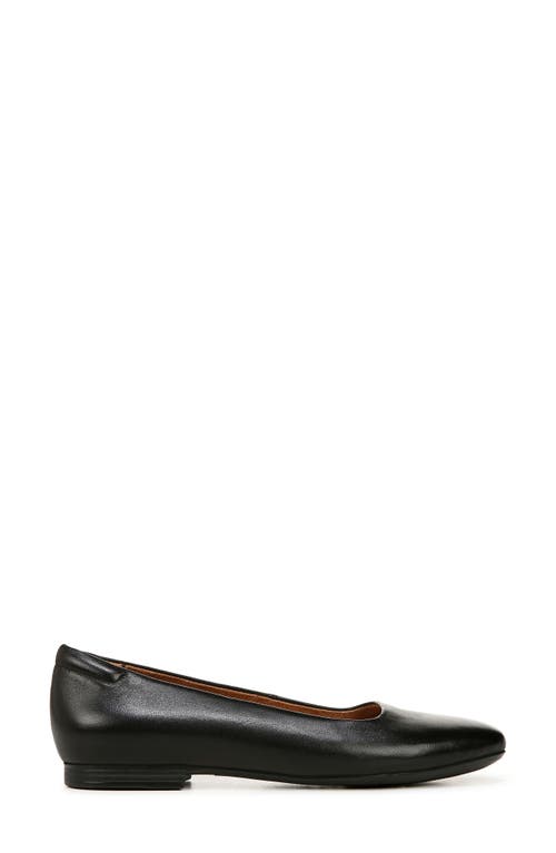 Naturalizer Vivienne Womens Padded Insole Slip On Flats In Black Leather