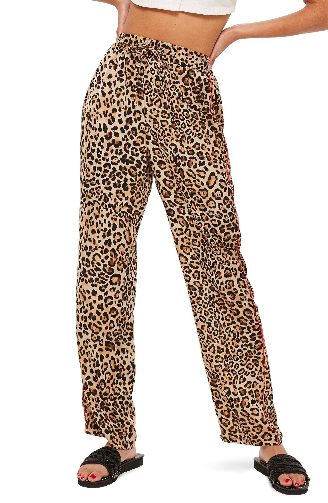 track pants under 200
