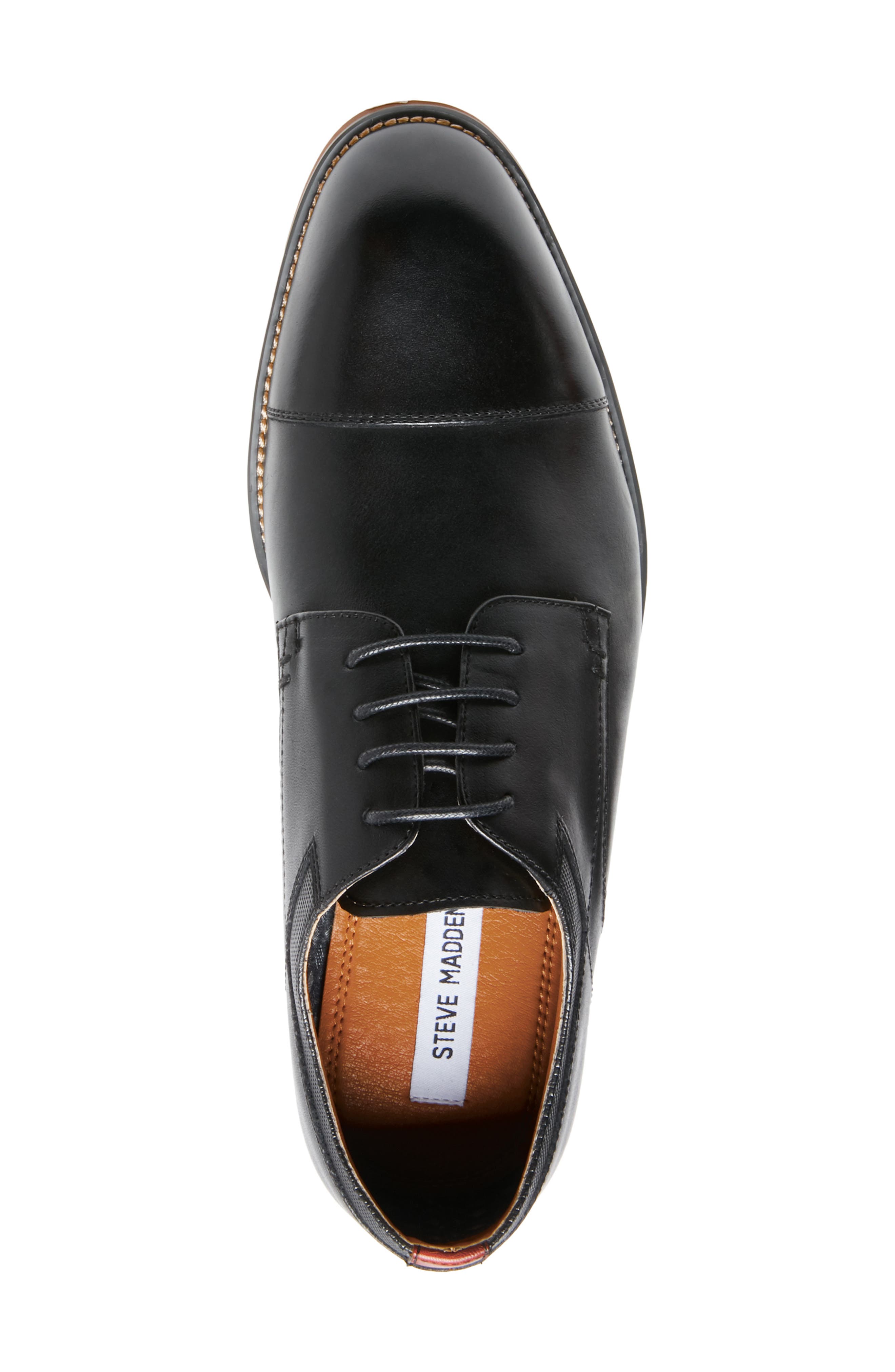 steve madden cap toe flats