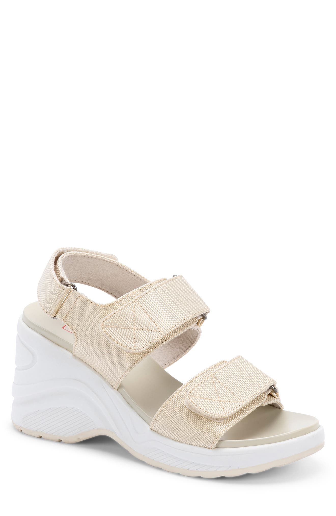 blondo wedge heels