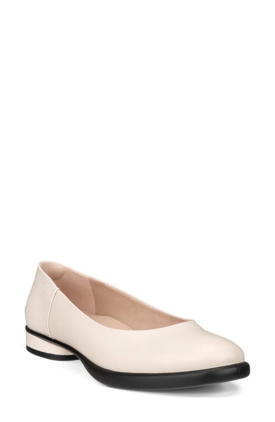 Ecco Sculpted Lx Water Resistant Ballet Flat In Limestone