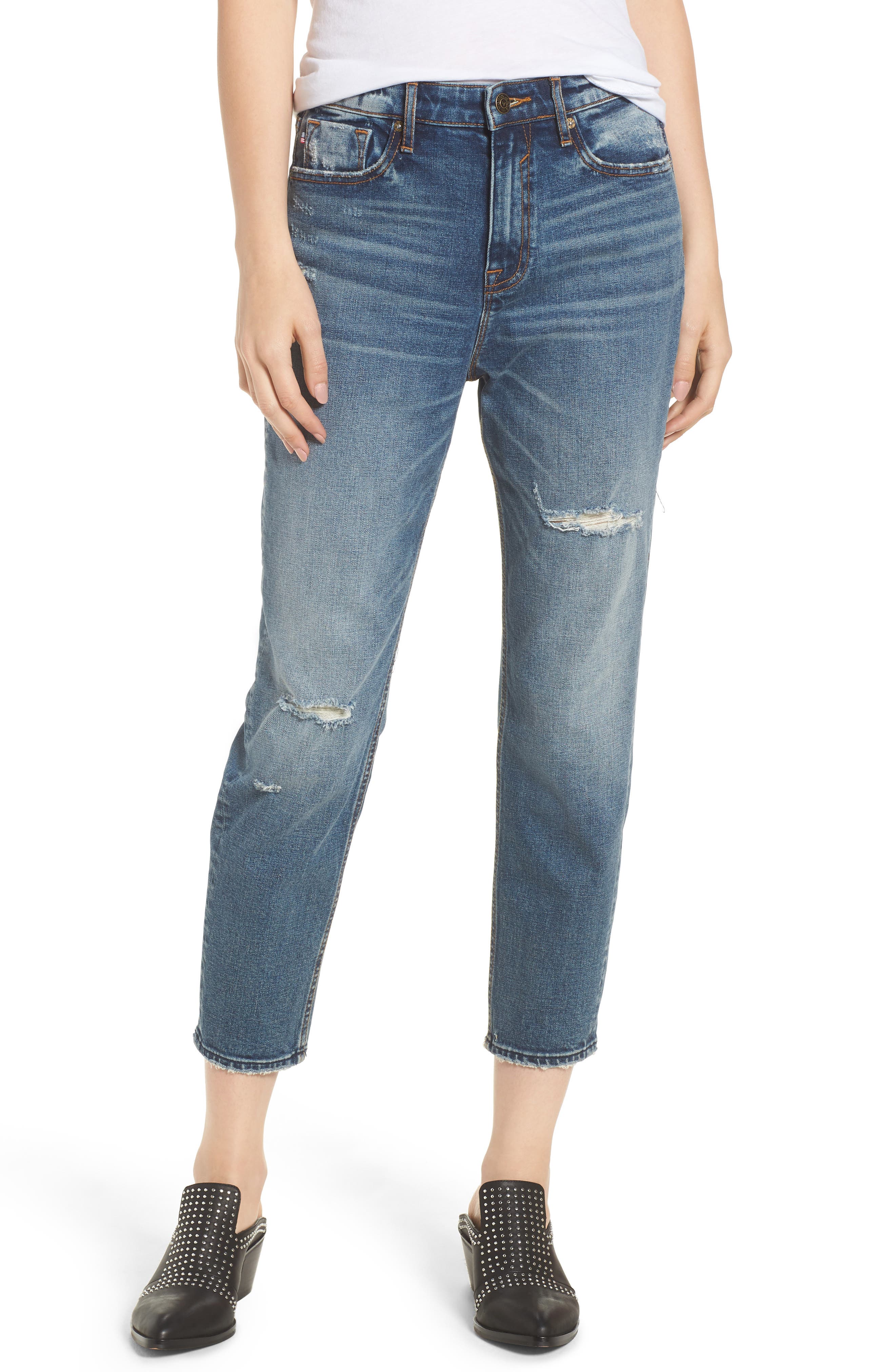 tapered boyfriend jeans