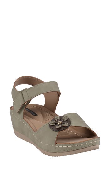 Good Choice New York Maxwell Ankle Strap Platform Wedge Sandal In Gray